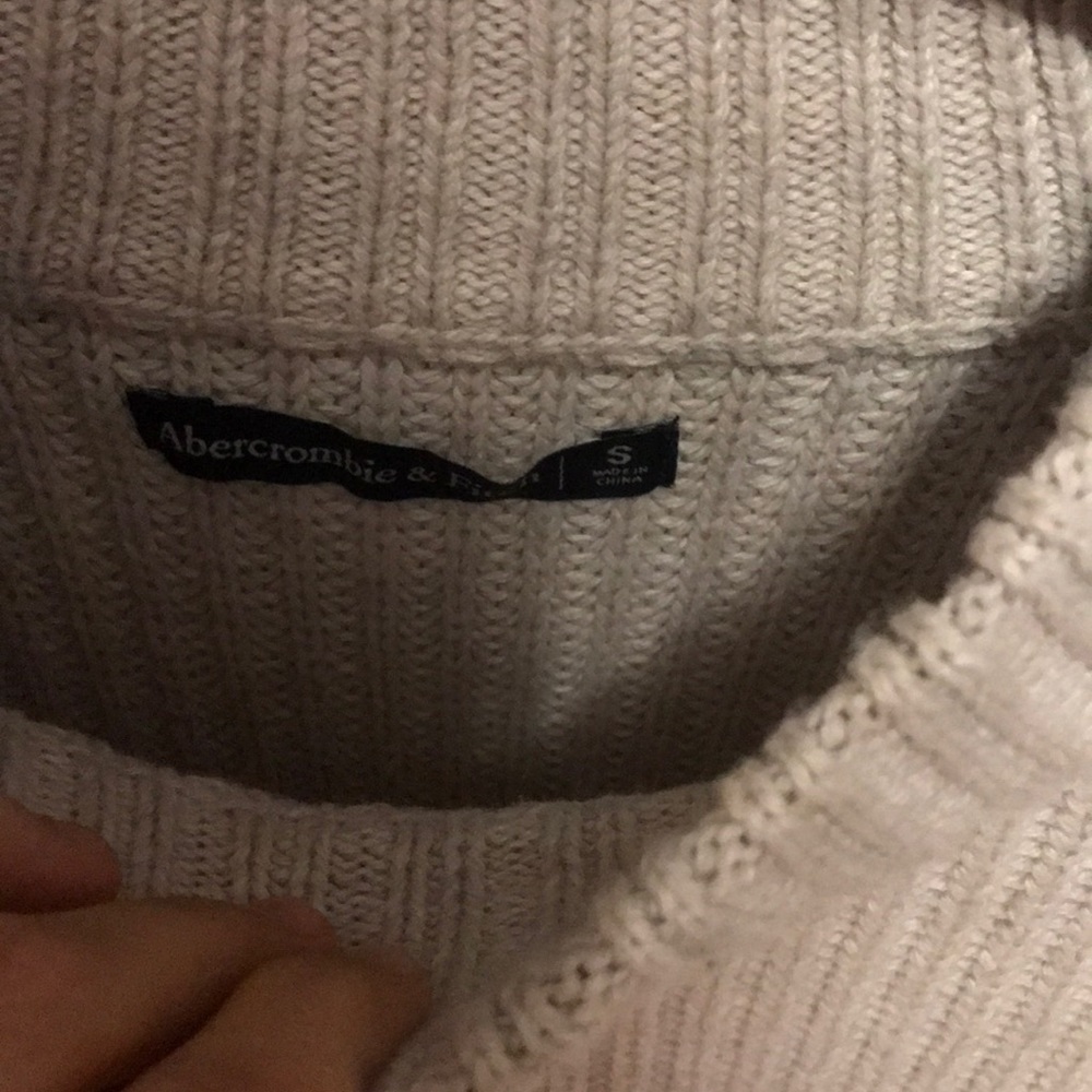 Abercrombie mock neck sweater - Picture 6 of 7